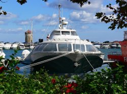 Rhodos navštívilo již hodně kultur, zde jedna z budoucnosti