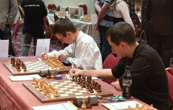 První v lavici, David Navara a Radoslaw Wojtaszek