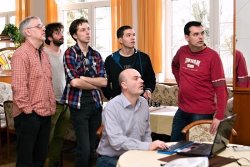 napínavou partii sledují na onlinu Biolek, Markoš, Biolek jr., Vrána , Sluka a Petr Boleslav