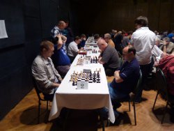 (vpravo) Pavel Chrz
